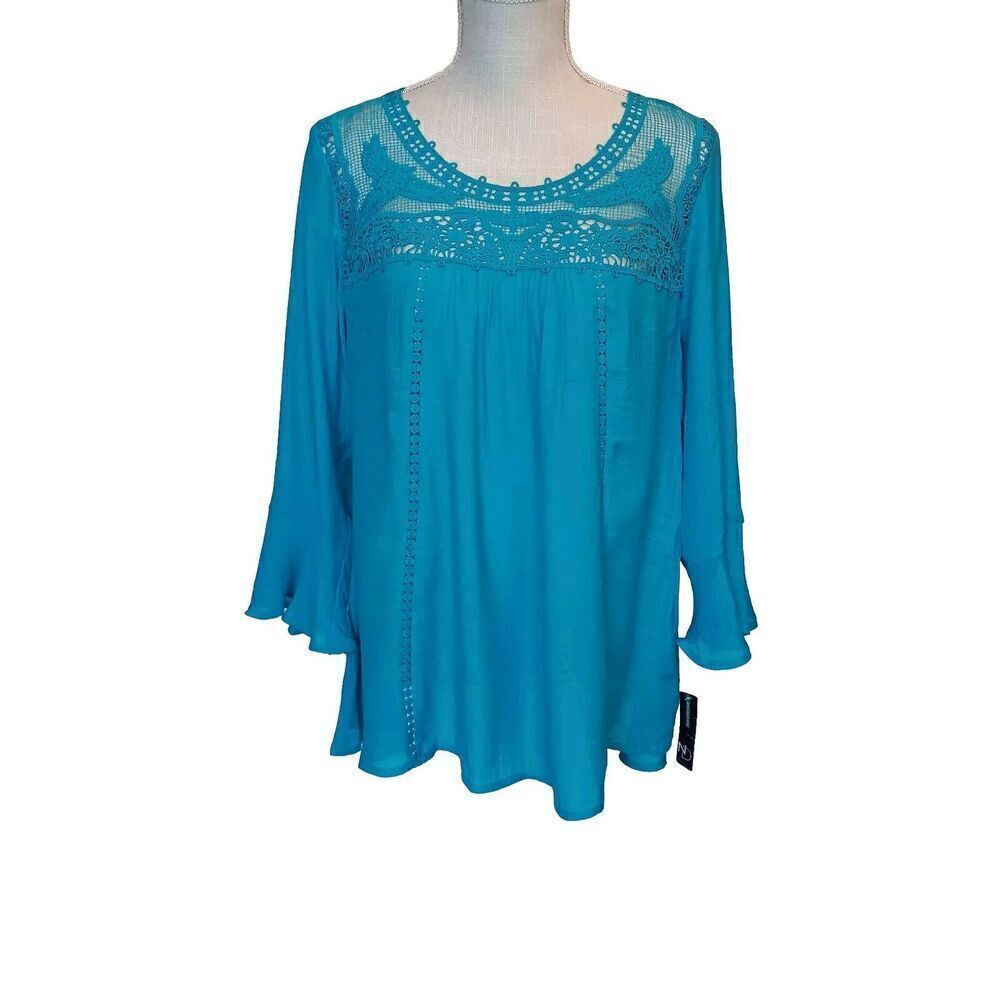 New Directions Aqua Tunic Blouse with Appliqued Bodice Size M